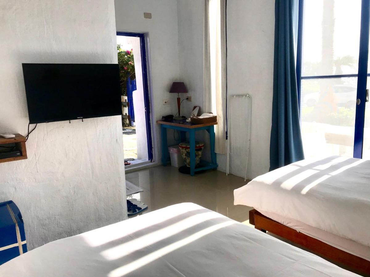 Beach House海邊民宿 Kenting Esterno foto